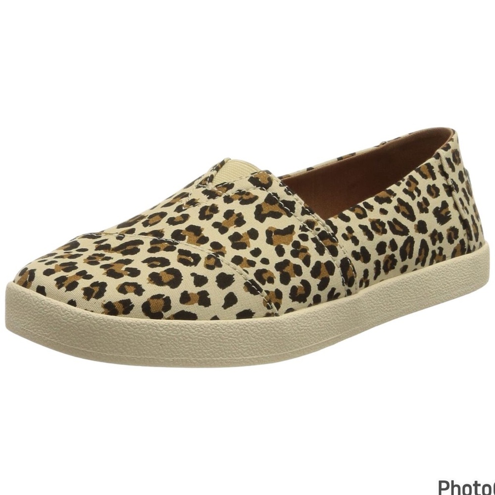 TOMS